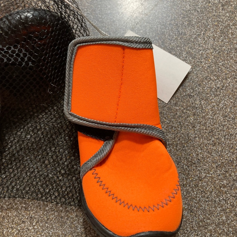 Dog shoes